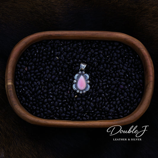 Pink Conch Pendant