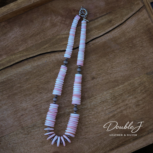 Graduated Pink Conch Necklace - 20"